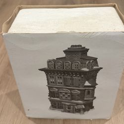 Department 56 Dickens’ Village Series The Flat of Ebenezer Scrooge 5587-5