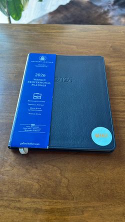 Gallery Leather Weekly Planner 2026