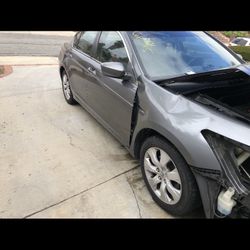 2009 Honda Accord - For Parts Only 