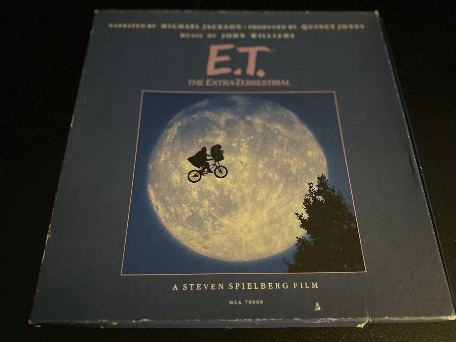 RARE ANTIQUE ET THE EXTRA-TERRESTRIAL RECORD, GREAT CONDITION