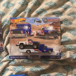 Hot Wheels Transporter With Dodge Power Wagon