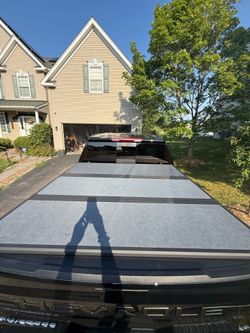 Used Tonneau truck bed cover