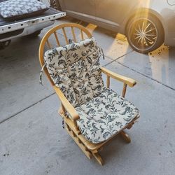 Wood Rocking Chair