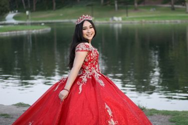 ¡Quinceañera PHOTOSHOOT - 1hour $50
