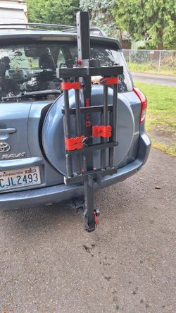 NICE TYGER FOLDING HITCH MOUNT SNOWBOARD SNOW SKI NO KEYSRACK