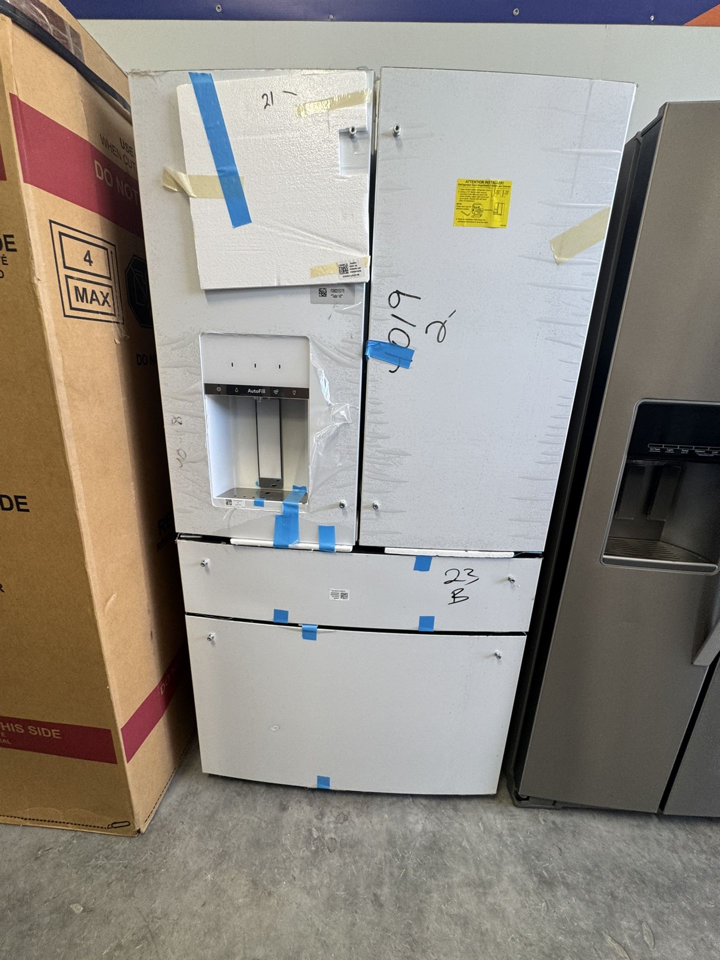 Cafe Refrigerator New 