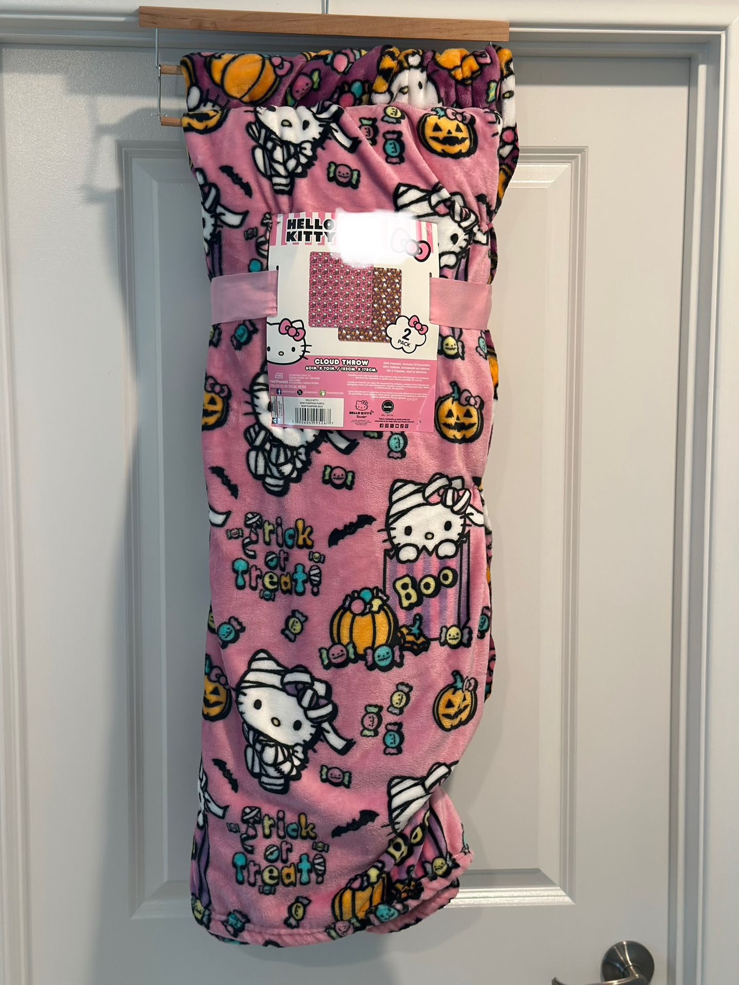 Hello Kitty Halloween Blanket