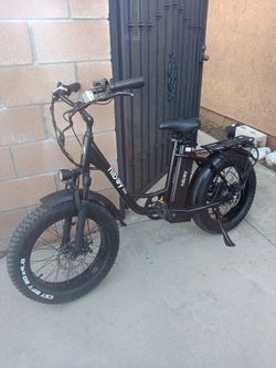 Hiboy EX6 Fat Tire Electric Bike *BATTERY CHARGER NOT INCLUDED*