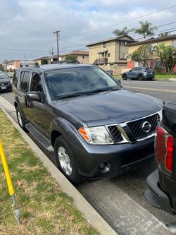 Nissan pathfinder 2012