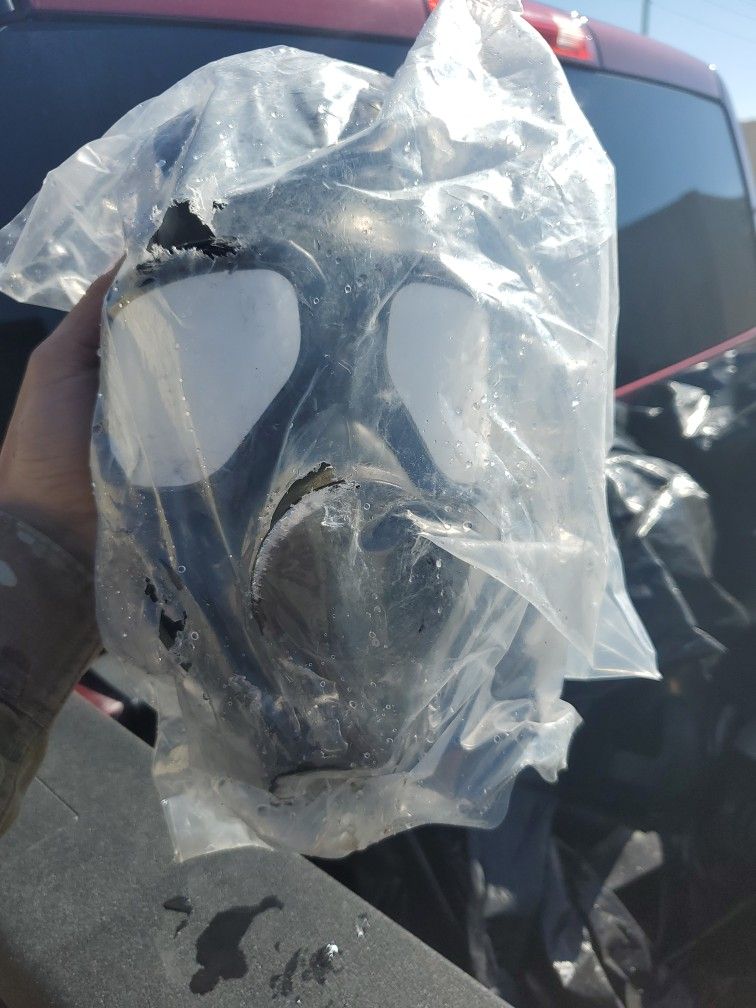 M40 GAS MASKS NEW and Canisters