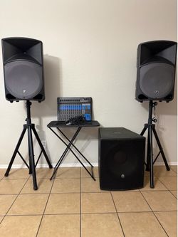 Mackie speakers thump th-15A subwoofer smr1801 mixer 10chanel stands cover bag including