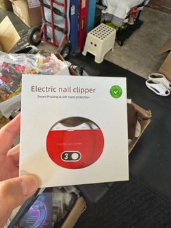 Electric nail clipper