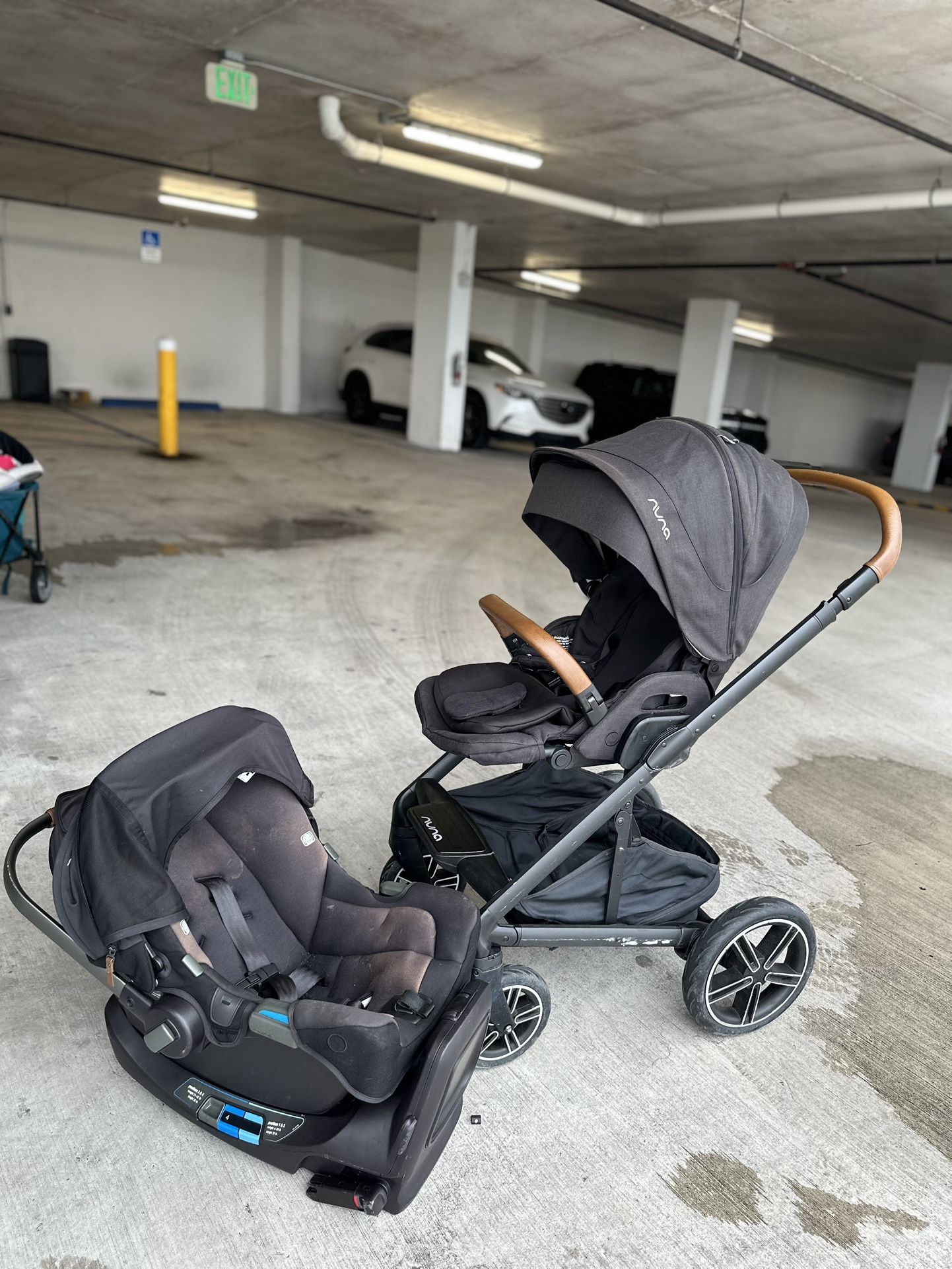 Nuna Stroller, Infant Carrier, Carseat Base $550