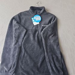 Columbia sweatshirt