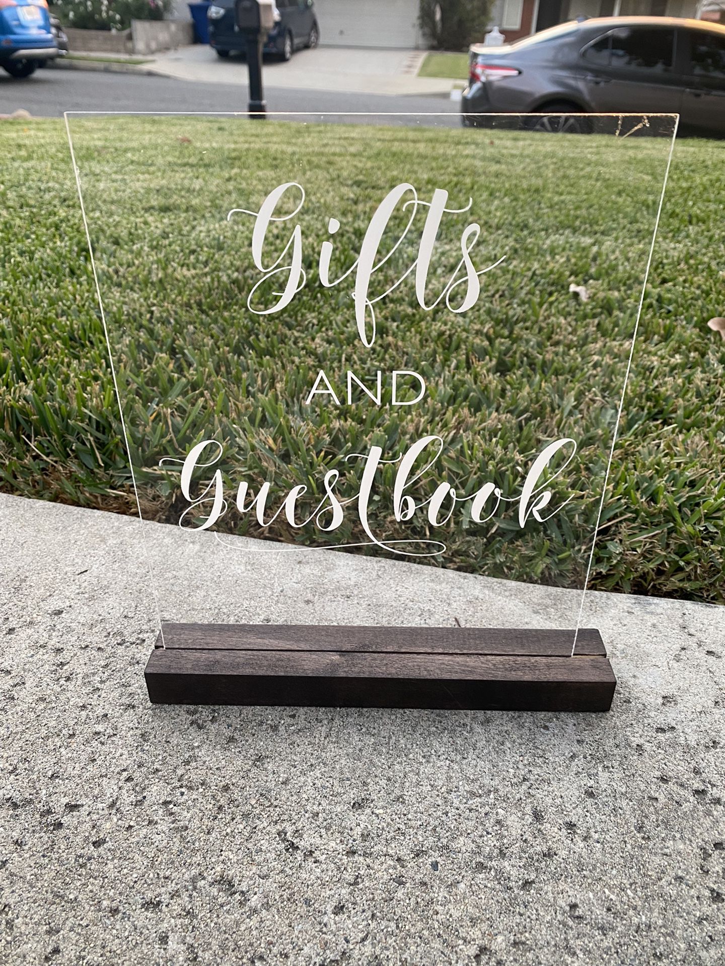 Gifts And Guestbook Sign 
