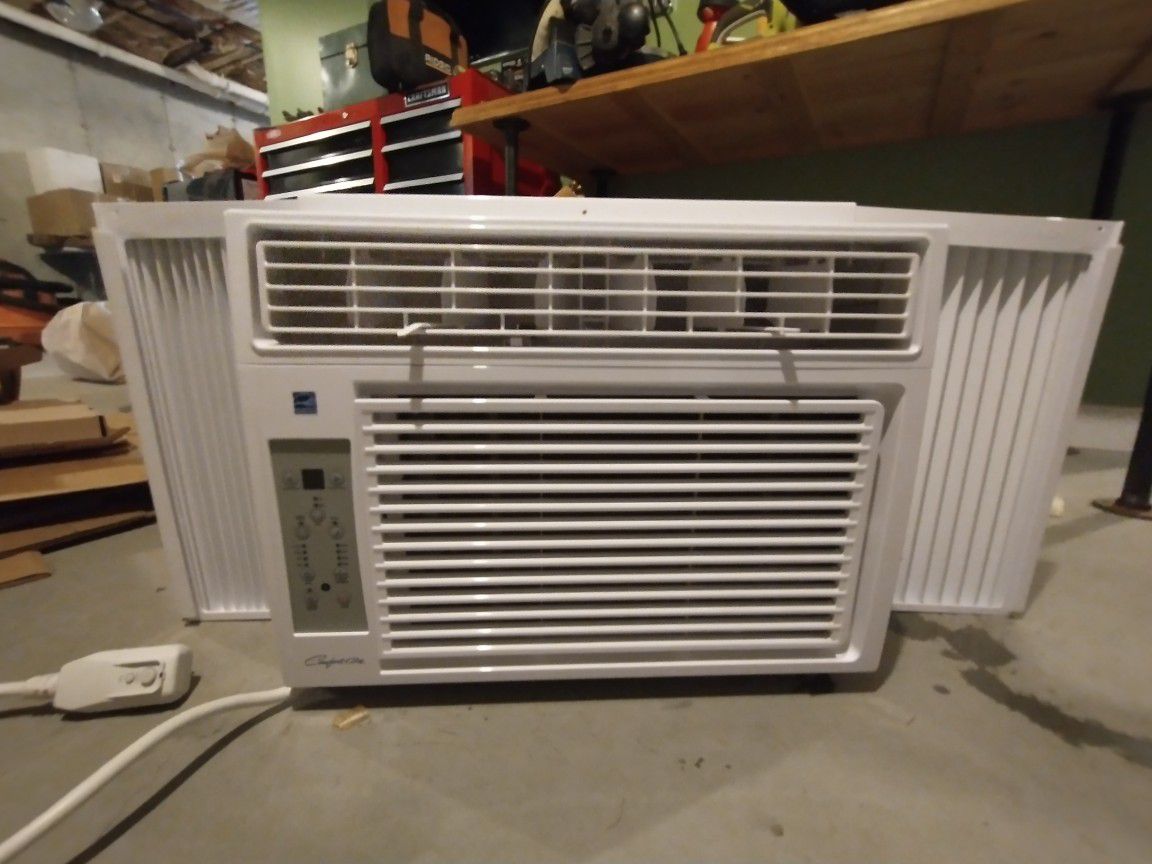 Window Air conditioner 10k BTU Energy Star