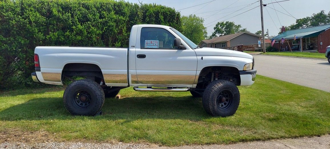Offroad Truck Runs Perfect