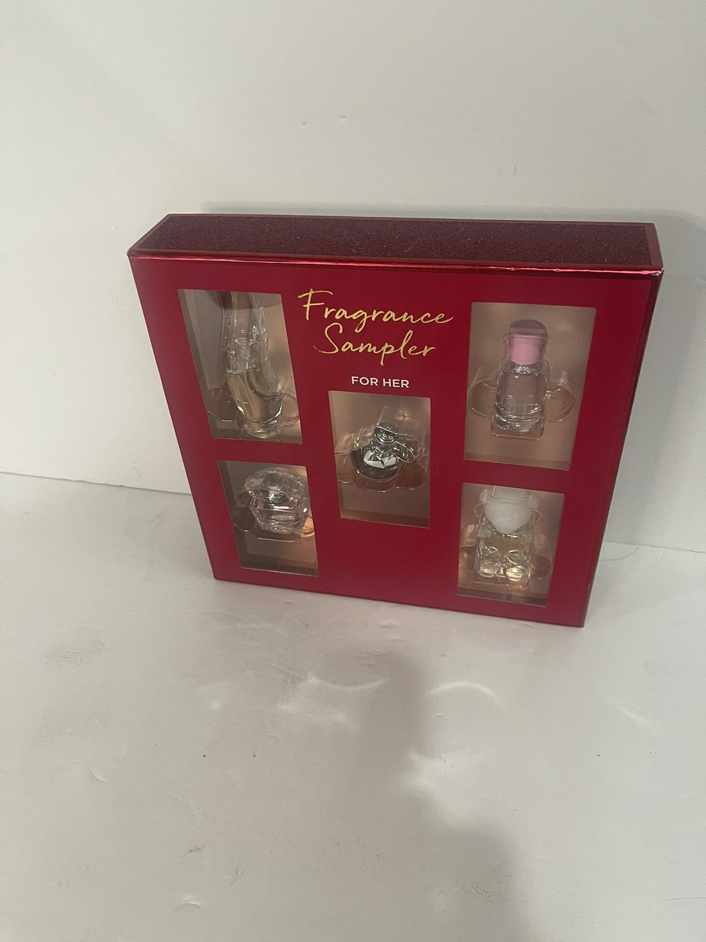 Macys Fragrance Gift  Set 5 Pc Womens Perfume Azzaro Versace Donna Karan 