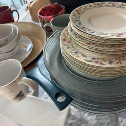 Dinnerware Glass Plates Vintage Plates