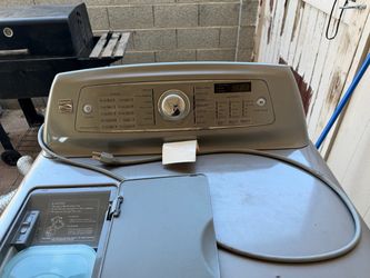 Kenmore Elite GAS Dryer w Steam