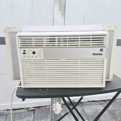 AC's / Aire Acondicionados