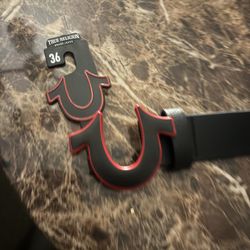 True Religion Belt Men’s Size 36 (Make me an offer)