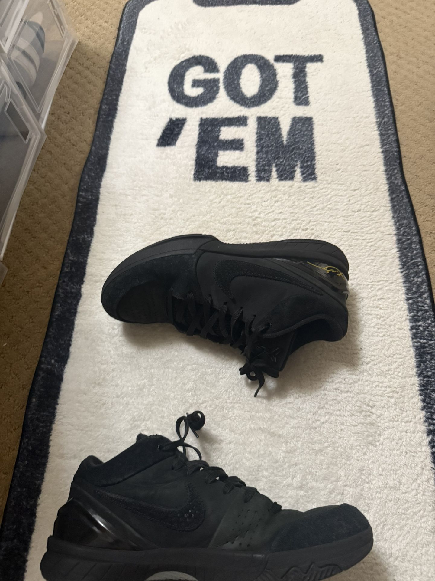 Kobe 4 Gift Of Mamba Size 10.5 With Box Great Condition