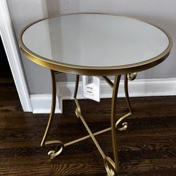 AccentEnd table 