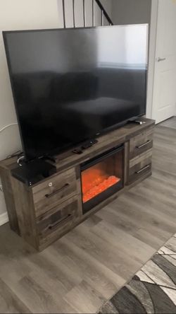 75” Samsung Screen