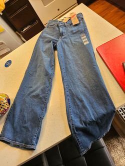 3 pair Levis