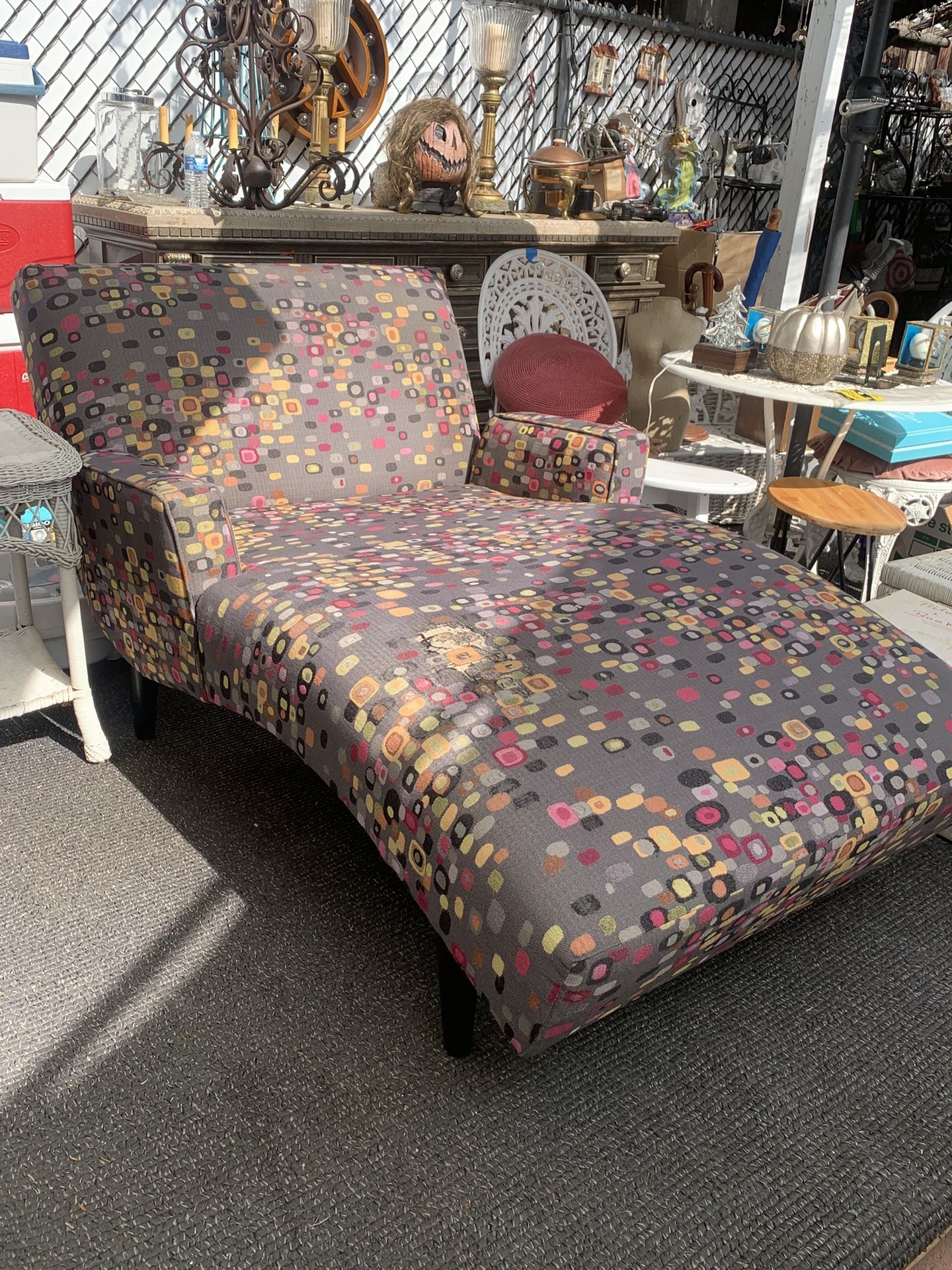 Chaise Longer Oversized Accent Chair $75 OBO! {ch}