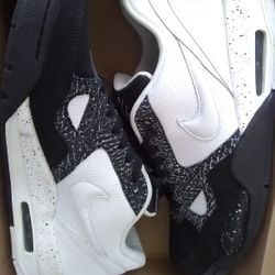 Nike Flight 13 Low “ Oreo ”