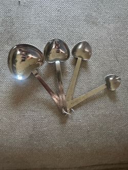 Heart Shaped Stainless Steel Measuring Spoons Set