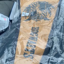 Harry Potter Hufflepuff Pennant / Free X Wing W/buy