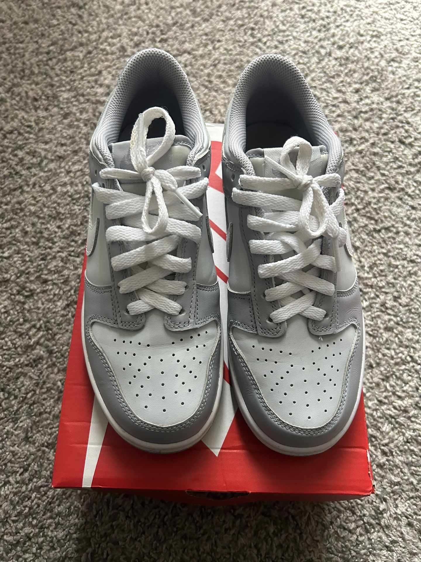 Photon Dusk Nike Dunk Low (Gs) size 6.5Y