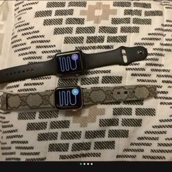 2 Apple Watches 