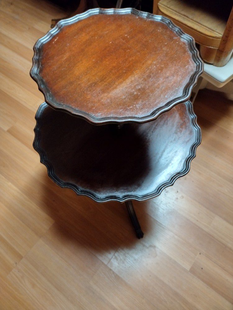 1930's Two Tier Oak Pedestal Pie Table