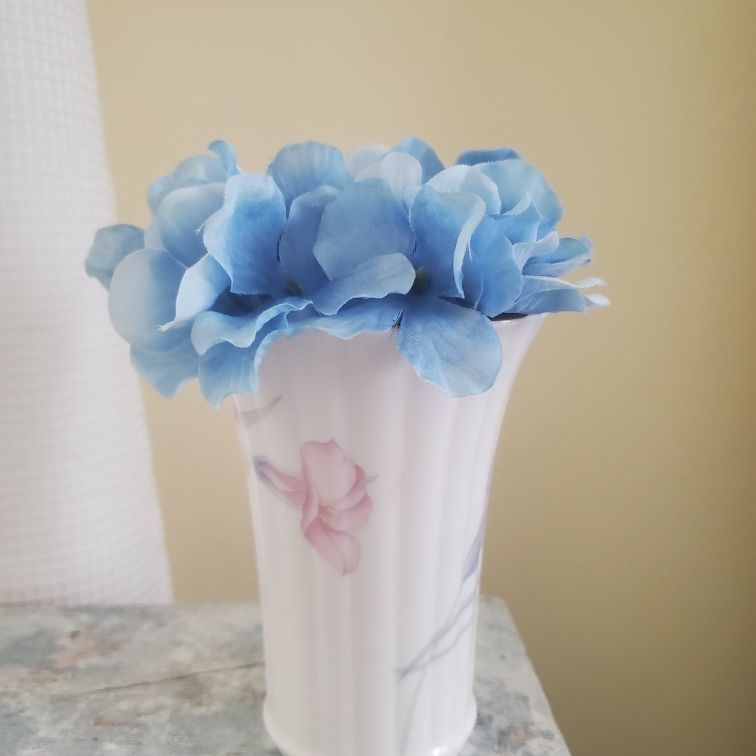 mikasa vase