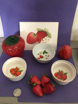 Vintage Strawberry Theme Lot - Hazel Atlas John Wagner&Sons