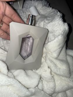Ariana Grande God Is A Woman Perfume