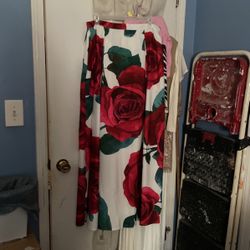 ElegantFloor Length Skirt Large