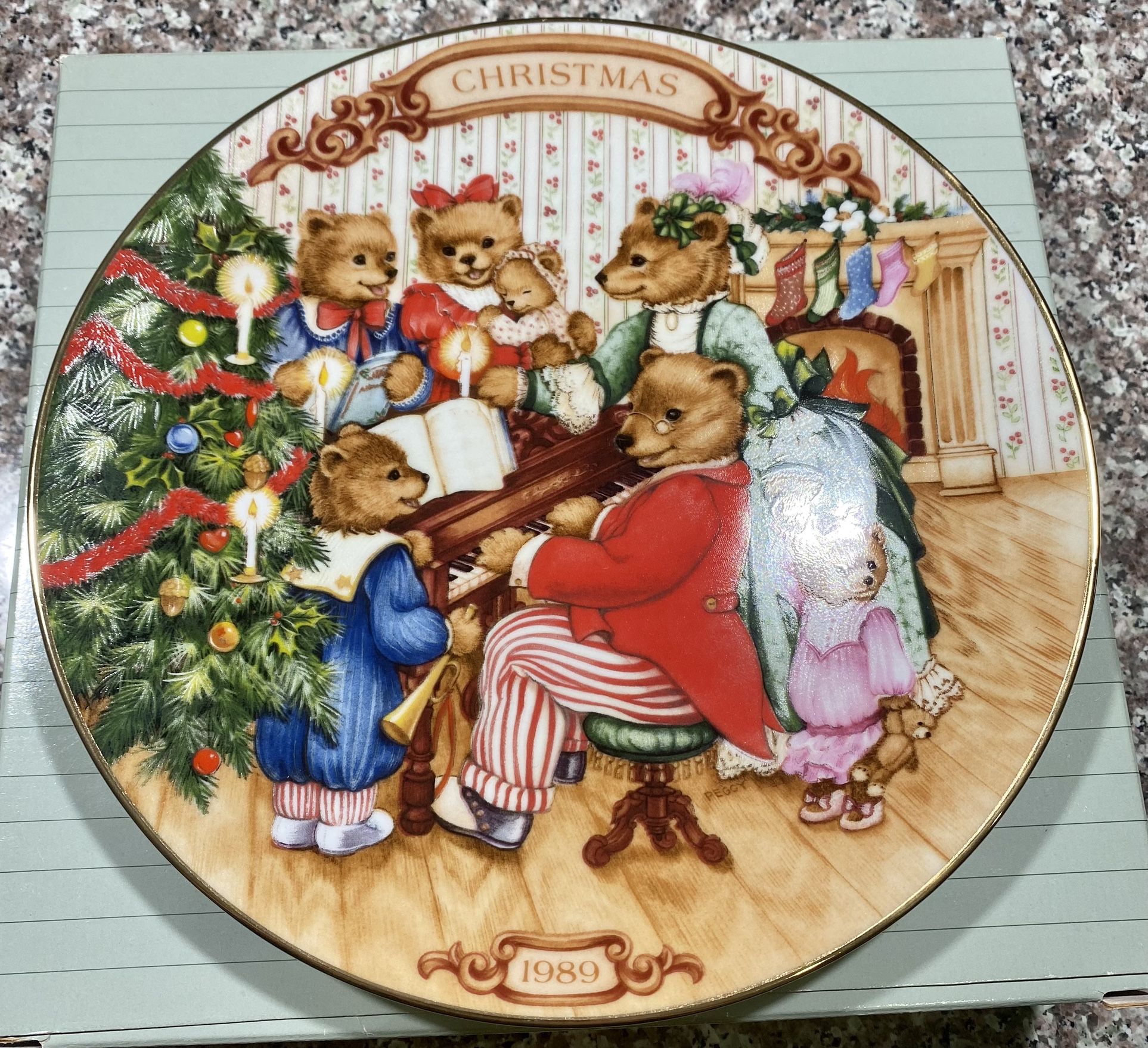 “Together For Christmas” 1989 Avon Source Of Fine Collectibles Plate