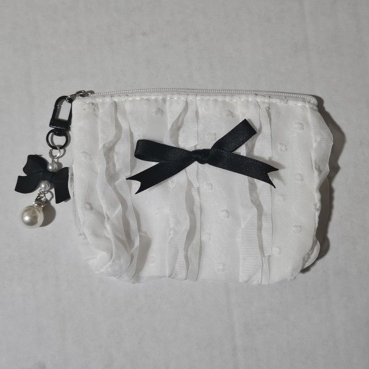 Lace Pleated Bow Pouch
