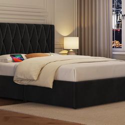 Full Size Upholstered Storage Bed Frame with 4 Drawers/USB Ports, Black