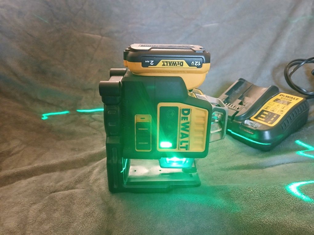 DeWalt 12V Green Laser Level