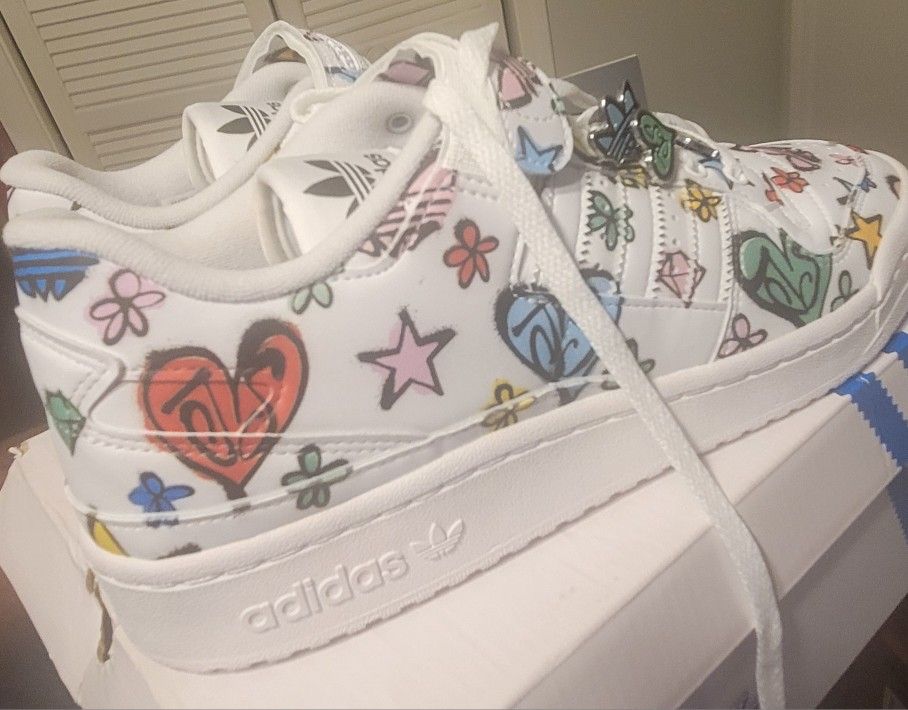 Adidas