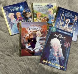 Bundle of 5 frozen and frozen 2 Disney book. Good condition, gently used. $10