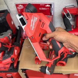 Milwaukee M12 Planer Tool Only 