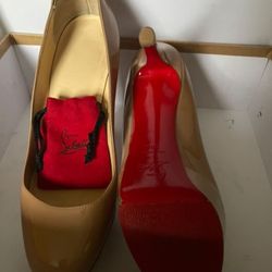 heels red 8/1