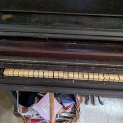 Antique Piano 🎹 For Sale 